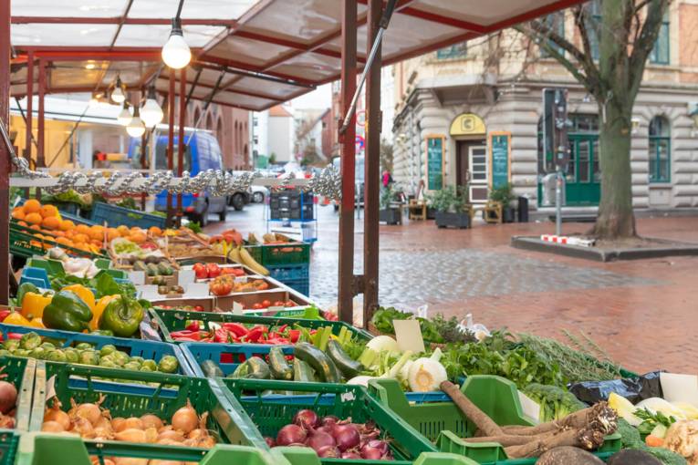Ein Gem&uuml;sestand.